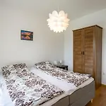 Brize 2 Apartment *
